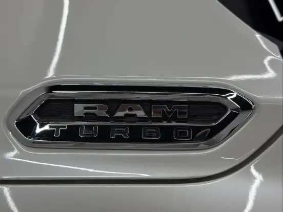 RAM-RAMPAGE-2.0 TURBO DIESEL LARAMIE 4X4 AUTOMÁTICO RAM-RAMPAGE-2024