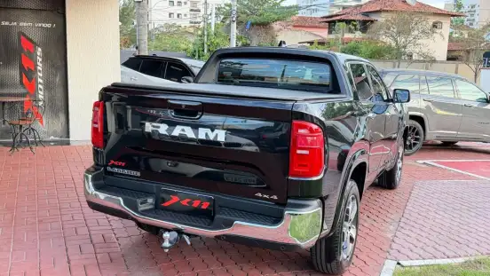 RAM-RAMPAGE-2.2 TURBO DIESEL LARAMIE 4X4 AUTOMÁTICO RAM-RAMPAGE-2025