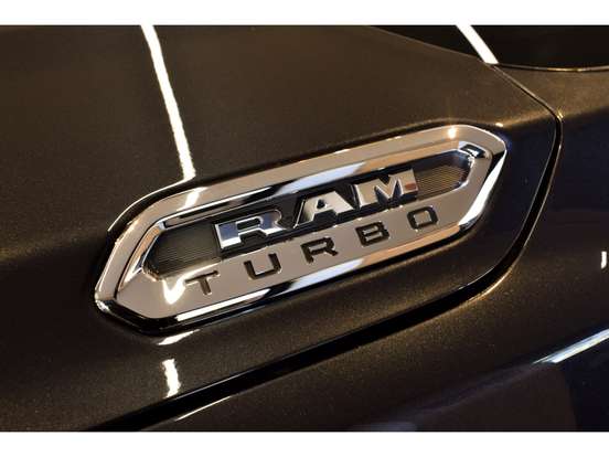 RAM-RAMPAGE-2.0 TURBO DIESEL LARAMIE 4X4 AUTOMÁTICO RAM-RAMPAGE-2024
