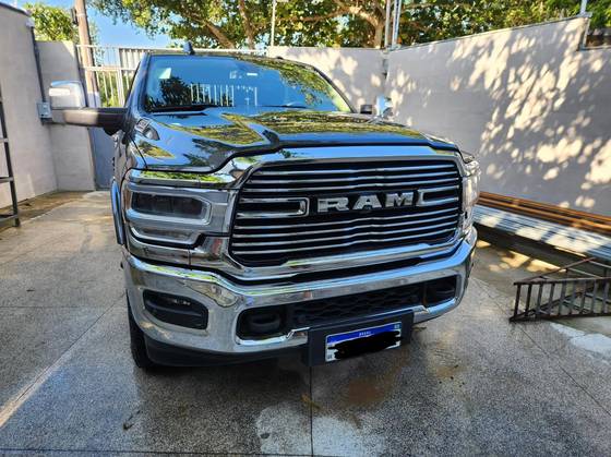 RAM 2500 6.7 I6 TURBO DIESEL LARAMIE CD 4X4 AUTOMÁTICO