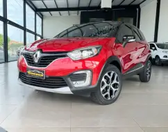 RENAULT CAPTUR 1.6 16V SCE FLEX BOSE X-TRONIC RENAULT CAPTUR 1.6 16V SCE FLEX BOSE X-TRONIC