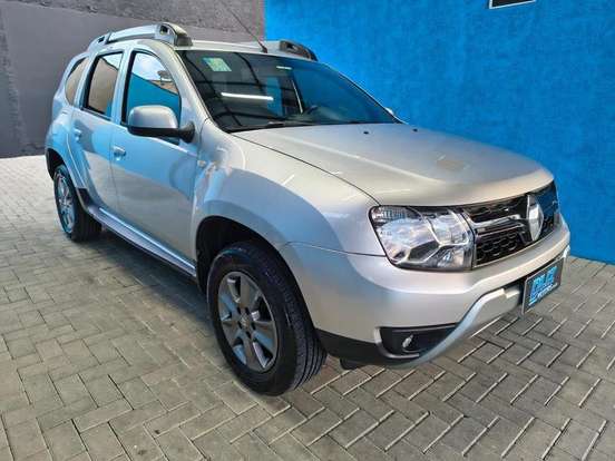 RENAULT-DUSTER-2018