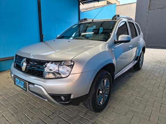 RENAULT-DUSTER-2018