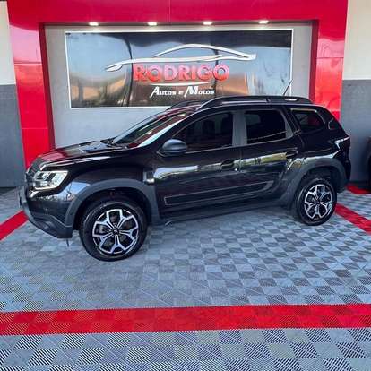 RENAULT-DUSTER-2023