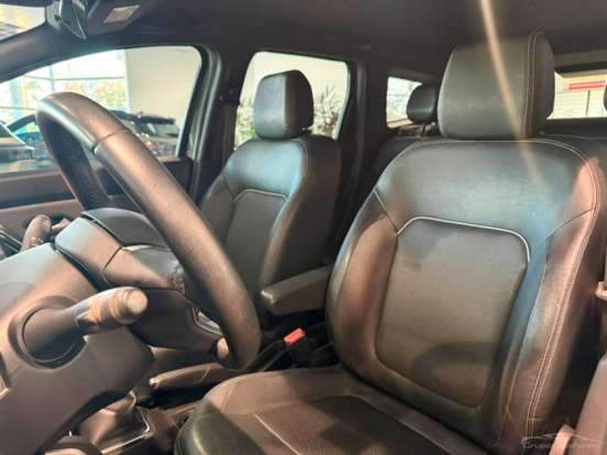 RENAULT-DUSTER-2022