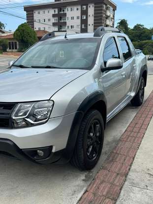 RENAULT-DUSTER OROCH-2019