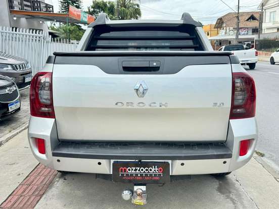 RENAULT-DUSTER OROCH-2019