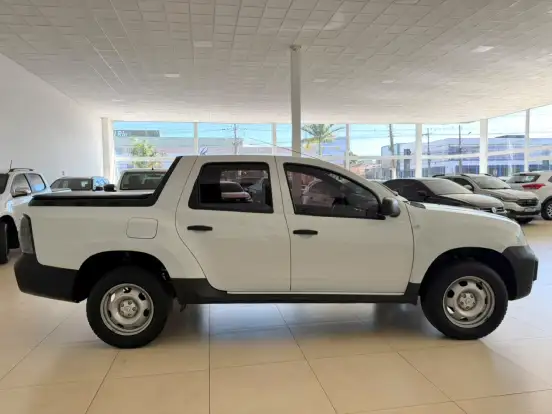RENAULT-OROCH-2024