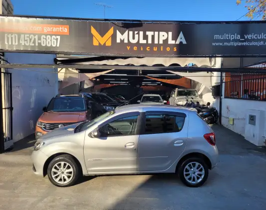 RENAULT SANDERO 1.0 EXPRESSION 16V FLEX 4P MANUAL
