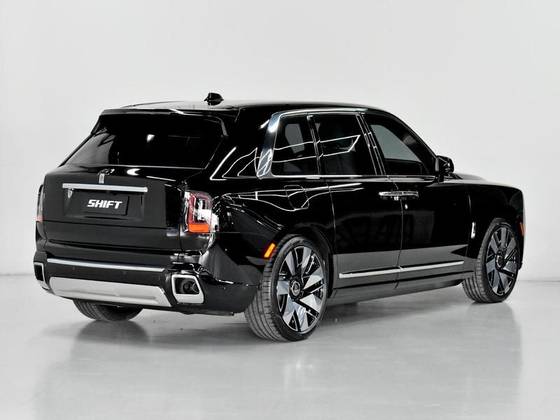 ROLLS-ROYCE CULLINAN 6.7 V12 TURBO GASOLINA AUTOMÁTICO