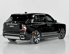 ROLLS-ROYCE CULLINAN 6.7 V12 TURBO GASOLINA AUTOMÁTICO ROLLS-ROYCE CULLINAN 6.7 V12 TURBO GASOLINA AUTOMÁTICO