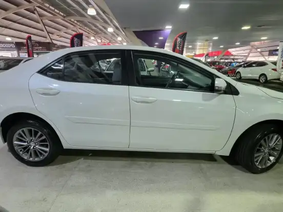 TOYOTA-COROLLA-1.8 GLI UPPER 16V FLEX 4P AUTOMÁTICO TOYOTA-COROLLA-2017