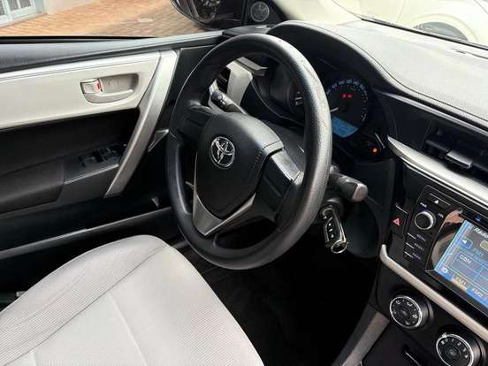 TOYOTA-COROLLA-2016