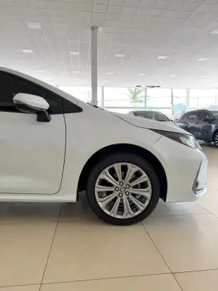 TOYOTA-COROLLA-2023