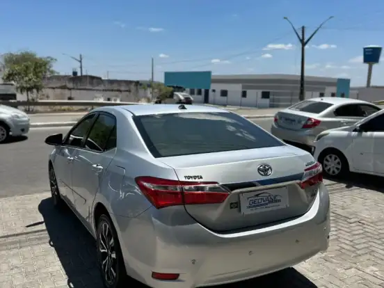 TOYOTA-COROLLA-2.0 XEI 16V FLEX 4P AUTOMÁTICO TOYOTA-COROLLA-2015