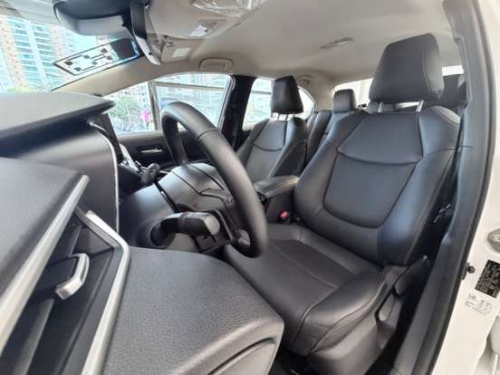 TOYOTA-COROLLA-2024