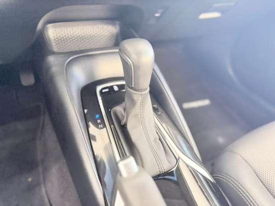 TOYOTA-COROLLA-2024