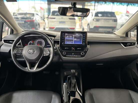 TOYOTA-COROLLA-2021