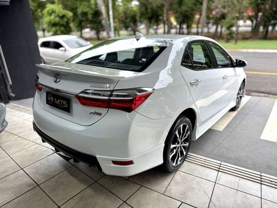 TOYOTA-COROLLA-2.0 XRS 16V FLEX 4P AUTOMÁTICO TOYOTA-COROLLA-2018