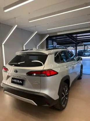 TOYOTA-COROLLA CROSS-2024