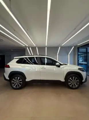 TOYOTA-COROLLA CROSS-2021