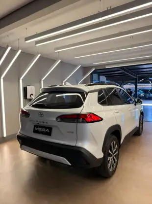 TOYOTA-COROLLA CROSS-2021