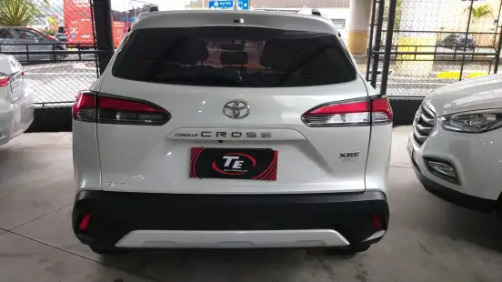 TOYOTA-COROLLA CROSS-2021
