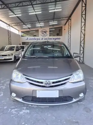 TOYOTA-ETIOS-2016
