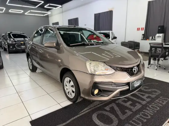 TOYOTA ETIOS 1.5 XS SEDAN 16V FLEX 4P MANUAL
