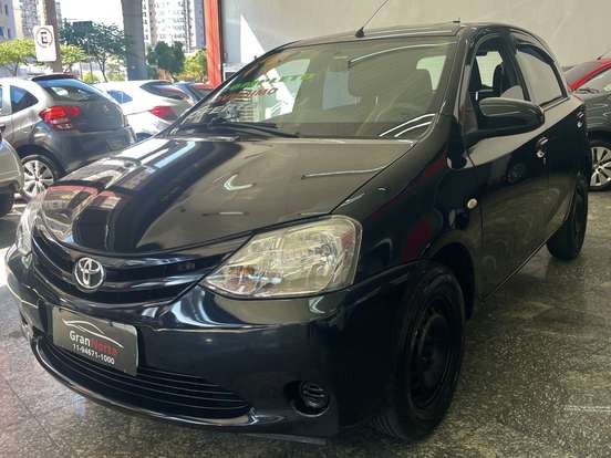 TOYOTA-ETIOS-2014
