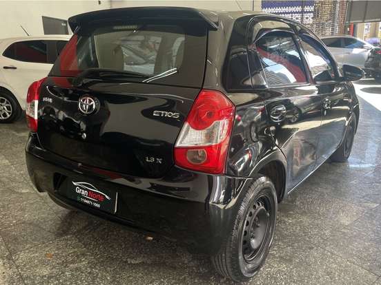 TOYOTA-ETIOS-2014