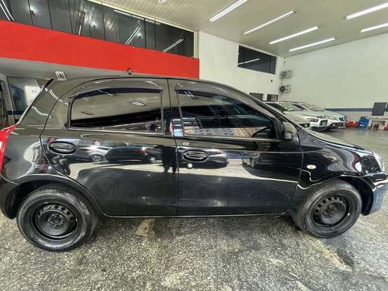 TOYOTA-ETIOS-1.3 X 16V FLEX 4P MANUAL TOYOTA-ETIOS-2014