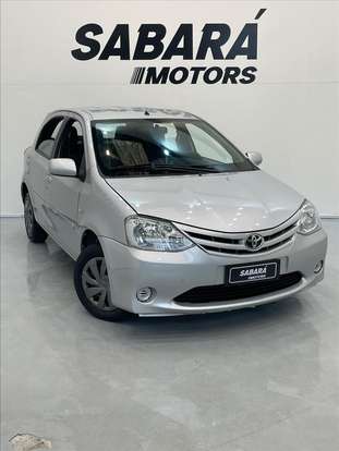 TOYOTA-ETIOS-2013