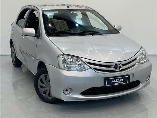 TOYOTA-ETIOS-1.3 XS 16V FLEX 4P MANUAL TOYOTA-ETIOS-2013