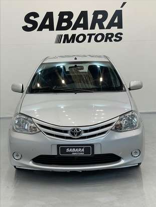 TOYOTA-ETIOS-2013