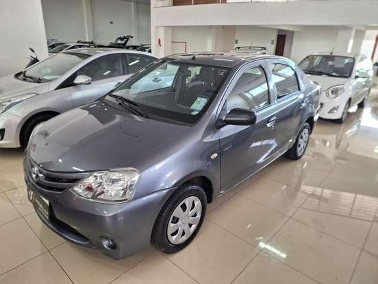 TOYOTA-ETIOS-1.5 X SEDAN 16V FLEX 4P MANUAL TOYOTA-ETIOS-2013