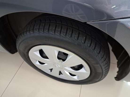 TOYOTA-ETIOS-2013