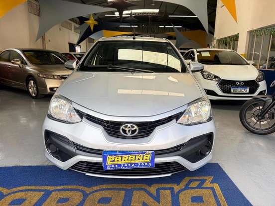 TOYOTA-ETIOS-2017