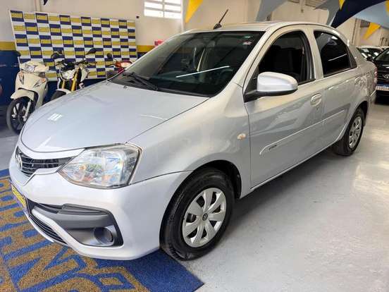 TOYOTA-ETIOS-1.5 X SEDAN 16V FLEX 4P MANUAL TOYOTA-ETIOS-2017