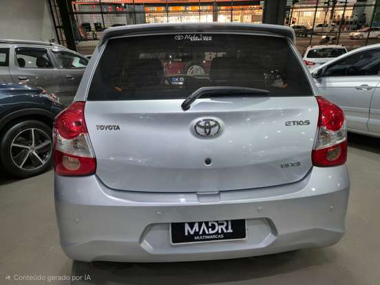 TOYOTA-ETIOS-2017