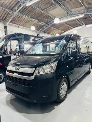 TOYOTA HIACE 2.8 D-4D TURBO DIESEL FURGÃO DX AUTOMÁTICO