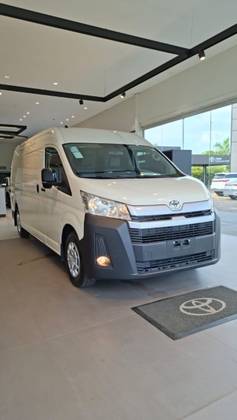 TOYOTA HIACE 2.8 D-4D TURBO DIESEL FURGÃO DX AUTOMÁTICO