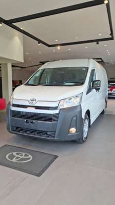 TOYOTA-HIACE-2.8 D-4D TURBO DIESEL FURGÃO DX AUTOMÁTICO TOYOTA-HIACE-2026