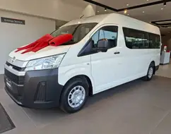 TOYOTA HIACE 2.8 D-4D TURBO DIESEL MINIBUS 15+1 DX AUTOMÁTICO TOYOTA HIACE 2.8 D-4D TURBO DIESEL MINIBUS 15+1 DX AUTOMÁTICO