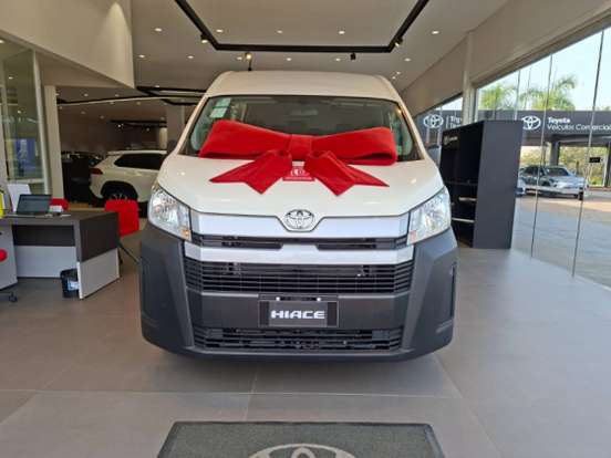 TOYOTA-HIACE-2026