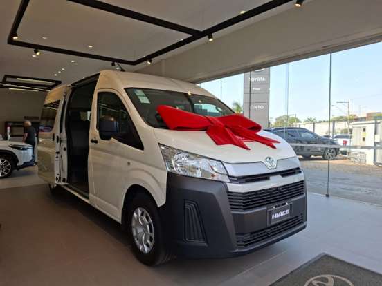 TOYOTA-HIACE-2026