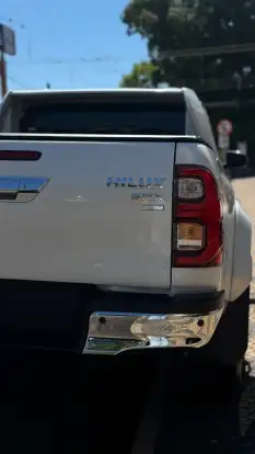 TOYOTA-HILUX-2026