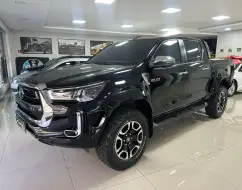 TOYOTA HILUX 2.8 D-4D TURBO DIESEL CD SRX PLUS 4X4 AUTOMÁTICO TOYOTA HILUX 2.8 D-4D TURBO DIESEL CD SRX PLUS 4X4 AUTOMÁTICO