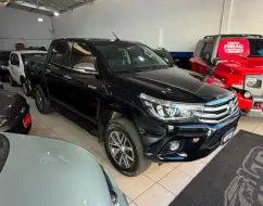 TOYOTA HILUX 2.8 SRX 4X4 CD 16V DIESEL 4P AUTOMÁTICO TOYOTA HILUX 2.8 SRX 4X4 CD 16V DIESEL 4P AUTOMÁTICO