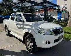TOYOTA HILUX 2.7 SRV 4X2 CD 16V FLEX 4P AUTOMÁTICO TOYOTA HILUX 2.7 SRV 4X2 CD 16V FLEX 4P AUTOMÁTICO